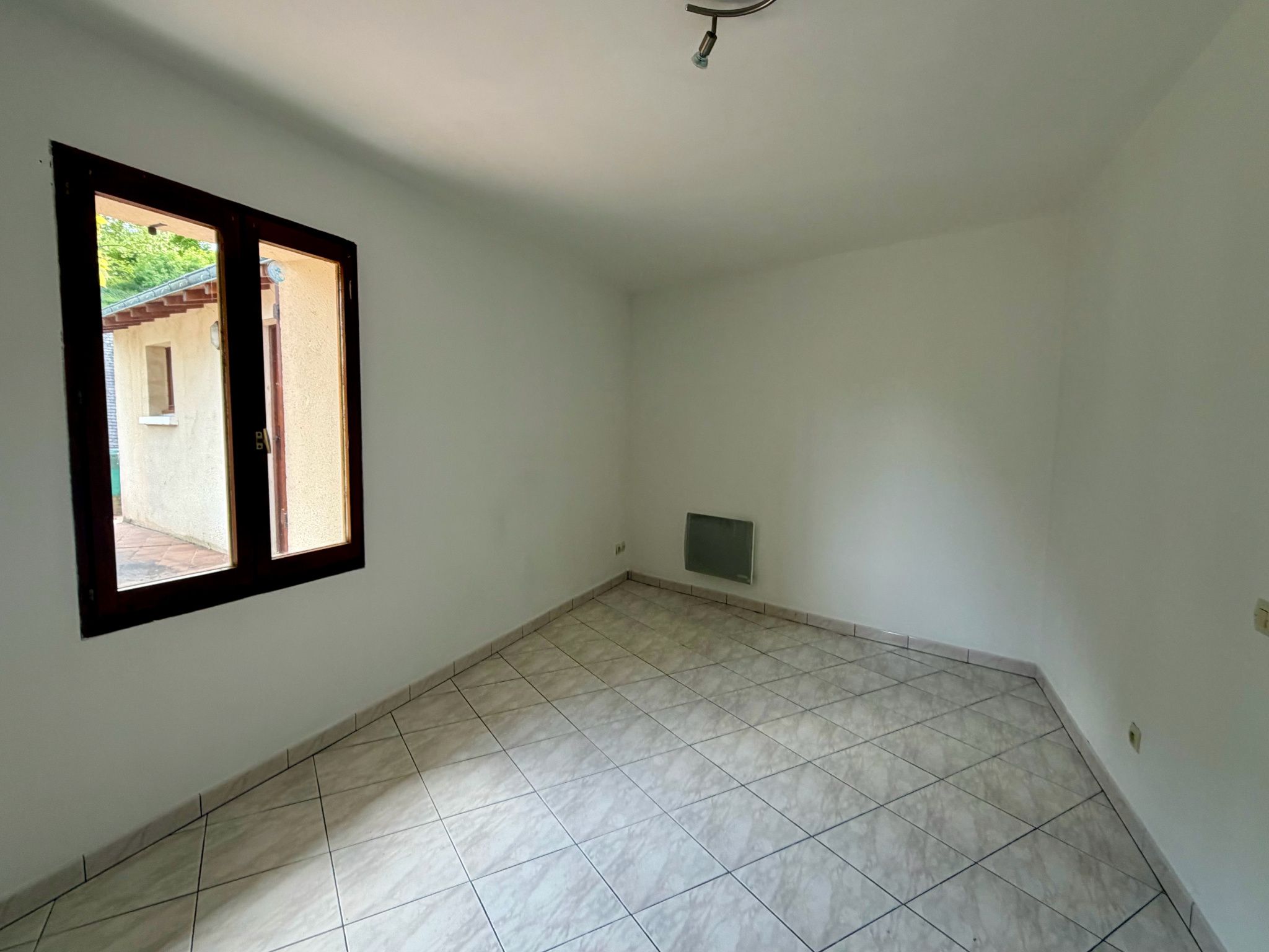 maison 4 Pièces en vente sur Savonnières (37510)