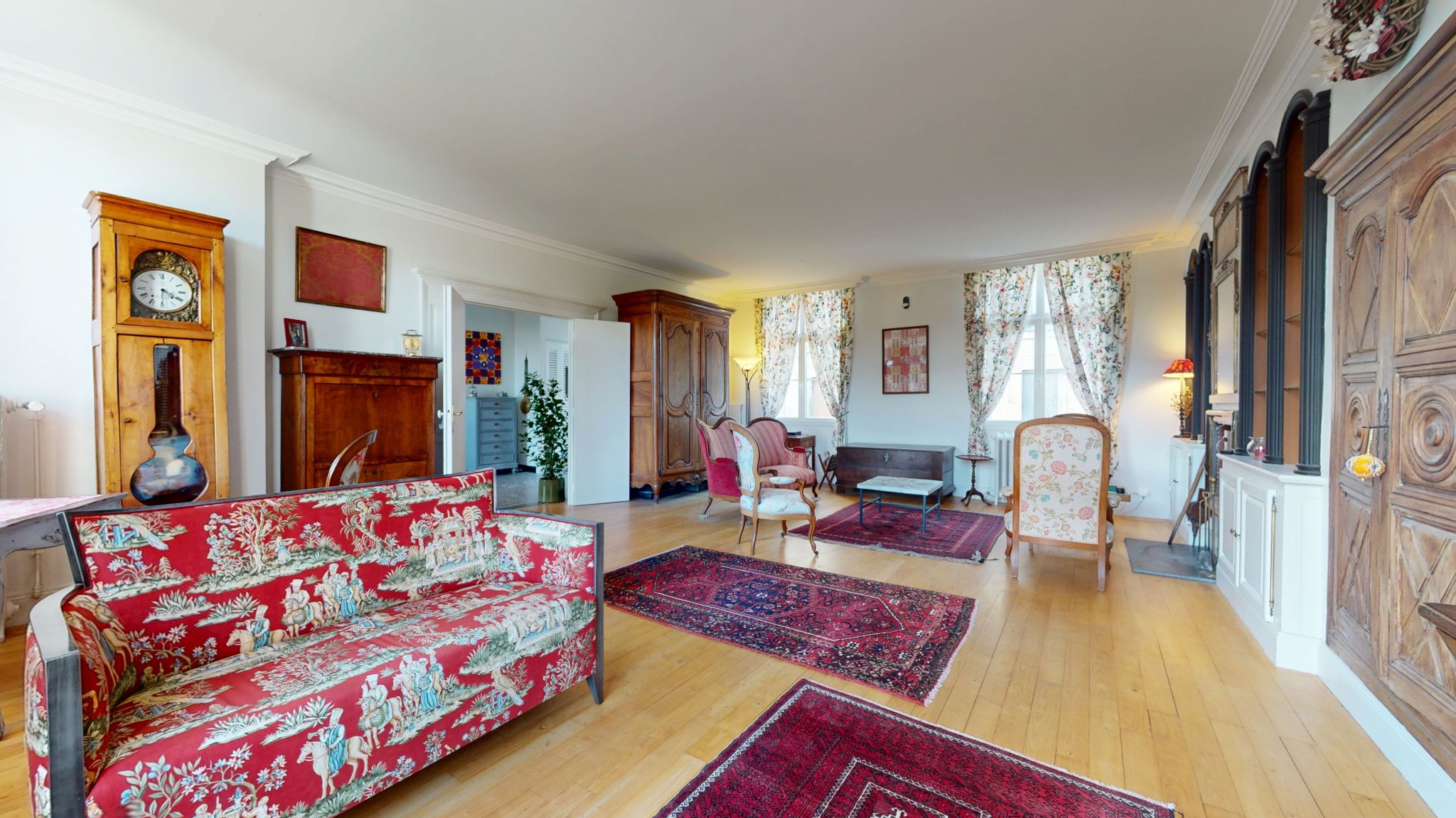 propriété 8 Pièces en vente sur Cinq-Mars-la-Pile (37130)