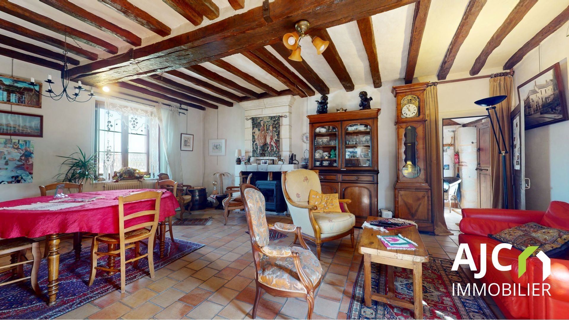 propriété 7 Pièces en vente sur Savonnières (37510)